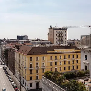 The Blue Nest With A View - 7th Floor- Via Palestrina Appartement